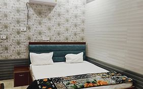 Shree Radhe Inn Near Ram Janam Bhumi